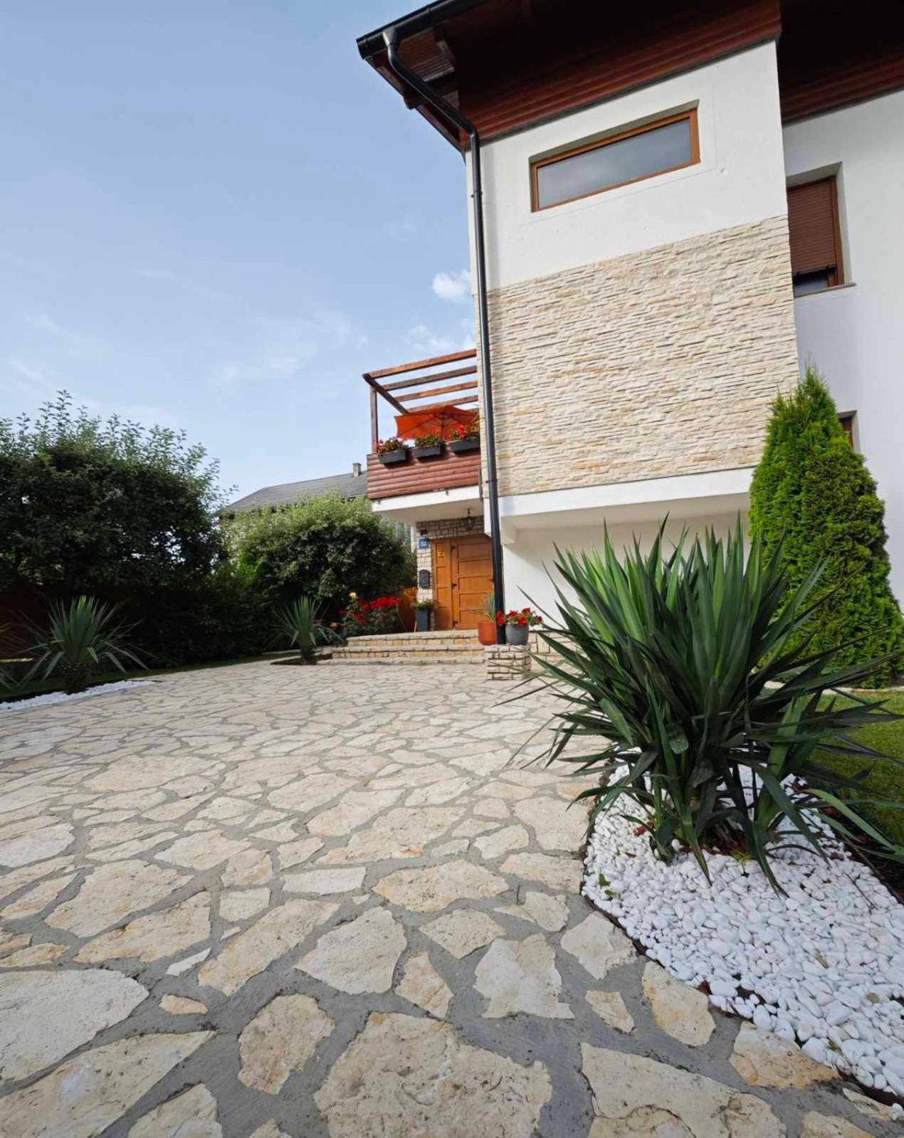 Accommodation Plitvice Korenica Luaran gambar