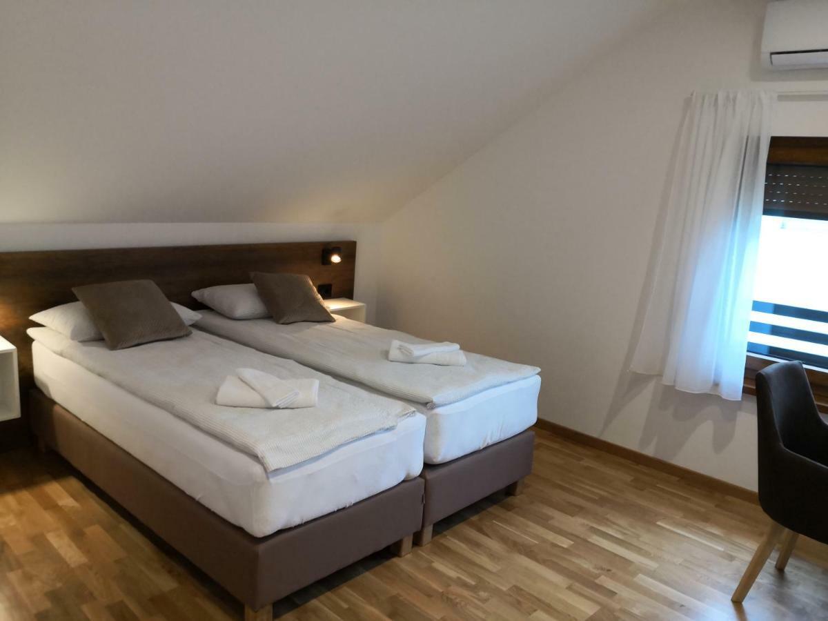 Accommodation Plitvice Korenica Luaran gambar